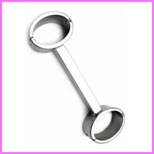 Bronx acél kézbilincsek rúddal. Belső átmérő:6,8cm. adultsexshop-hu 1