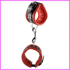 Elegáns Bőr lábbilincsek red/black. adultsexshop-hu 1