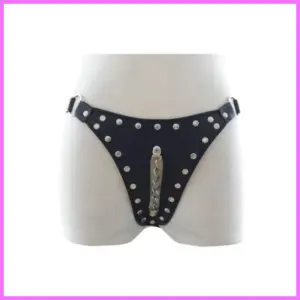 Lara műbőr szegecses női alsó Méret:S-XL adultsexshop-hu 1
